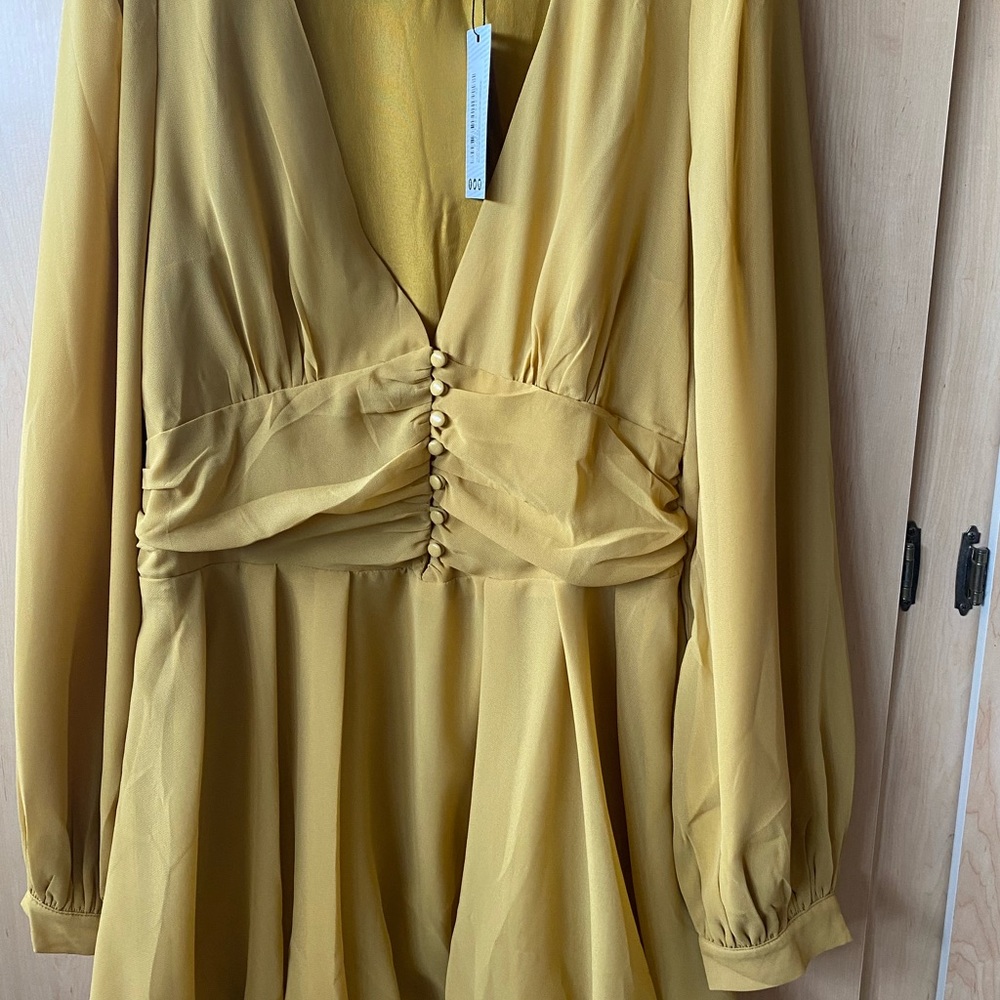 Boohoo button detail skater Dress - Picture 6 of 8